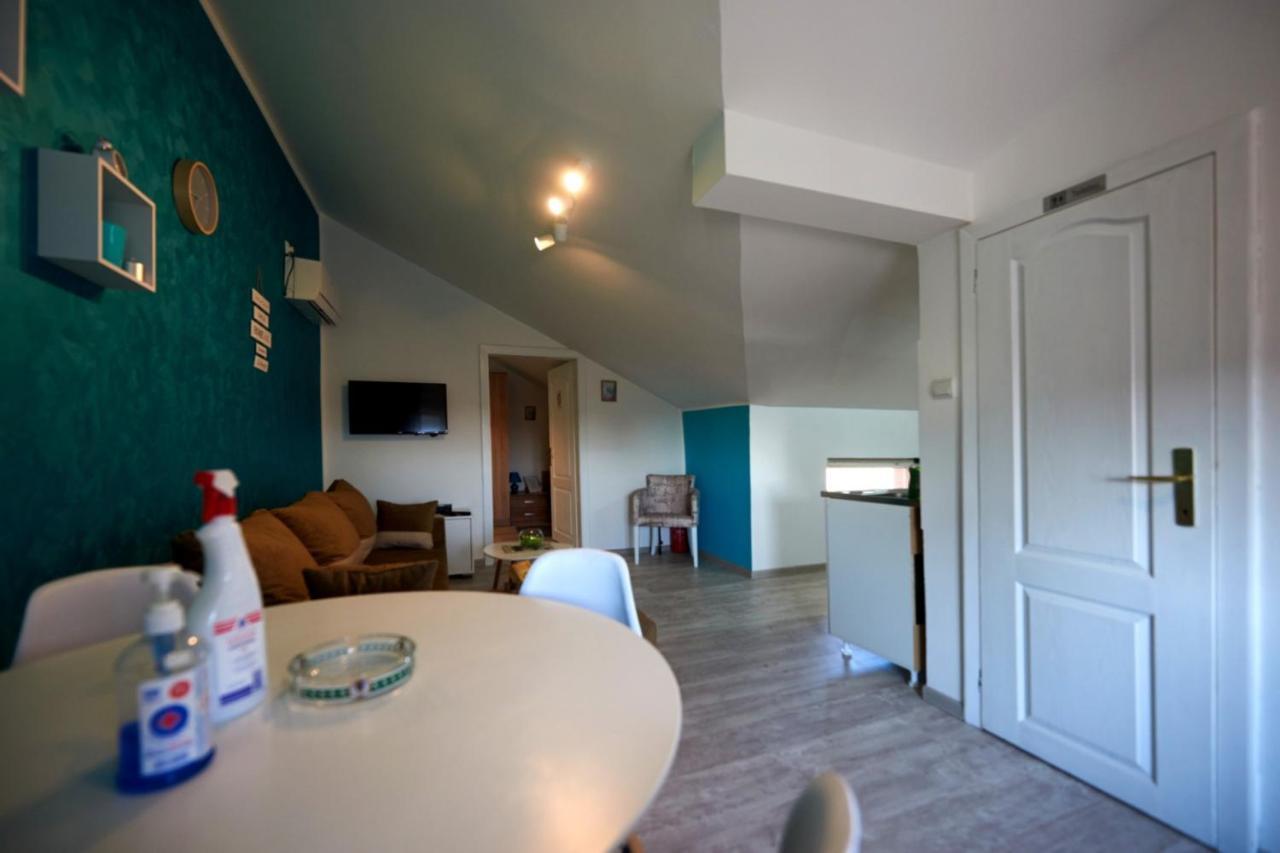 Apartman Azra Kikinda ภายนอก รูปภาพ